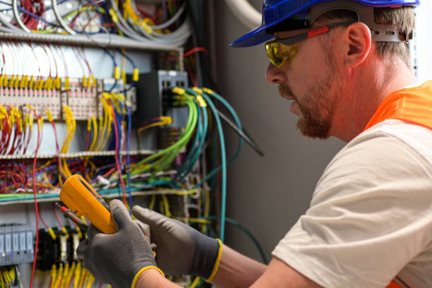 Best Affordable Emergency Electrician  in Shady Hollow, TX